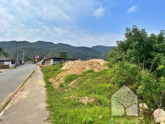 Imagem Terreno para loteamento com 2458m² na Vargem Grande, Florianópolis/SC