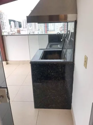 Imagem Tombo - Cobertura duplex, 2 vagas de garagem e maravilhosa área de lazer.