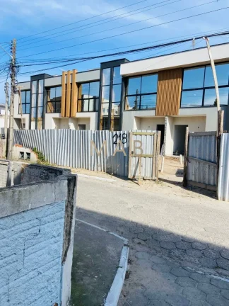 Imagem Excelente oportunidade: Casa à venda em Florianópolis-SC, bairro Ingleses do Rio Vermelho, 2 suítes MASTER, sala estar/jantar e muito mais!