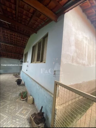 Imagem Casa para Venda em Limeira, Jardim Ipiranga, 3 dormitórios, 2 banheiros, 3 vagas