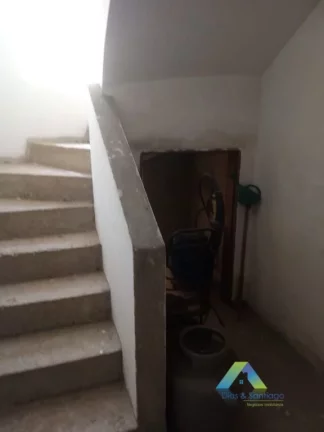 Imagem SÃO BERNARDO DO CAMPO SOBRADO 400m² COM EDICULA, 5 VAGAS COM OTIMO VALOR E LOCALIZAÇÃO !!!