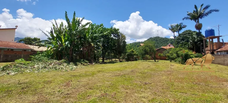 Imagem Terreno a venda com 3.855m² no centro de São Bento do Sapucaí/SP!