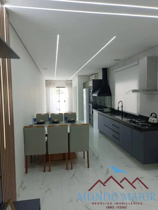 Imagem Cobertura de Cinema! Mobiliada, Decorada e com Churrasqueira Privativa!