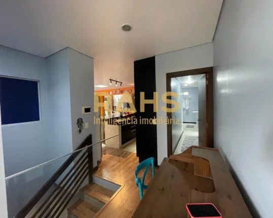 Imagem Linda casa com piscina e pista de skate no bairro São Marcos. Se tem algo que esse momento de pande...