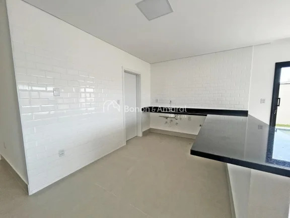 Imagem Moderna, recém-construída e com um projeto pensado para oferecer conforto e integração, essa cas...