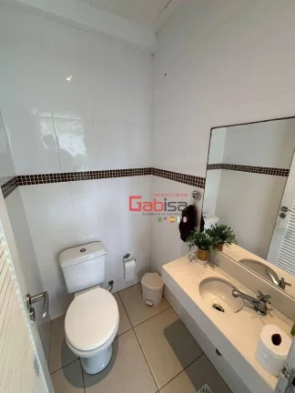Imagem Casa com 4 dormitórios à venda, 240 m² por R$ 1.600.000 - Jardim Excelsior - Cabo Frio/RJ