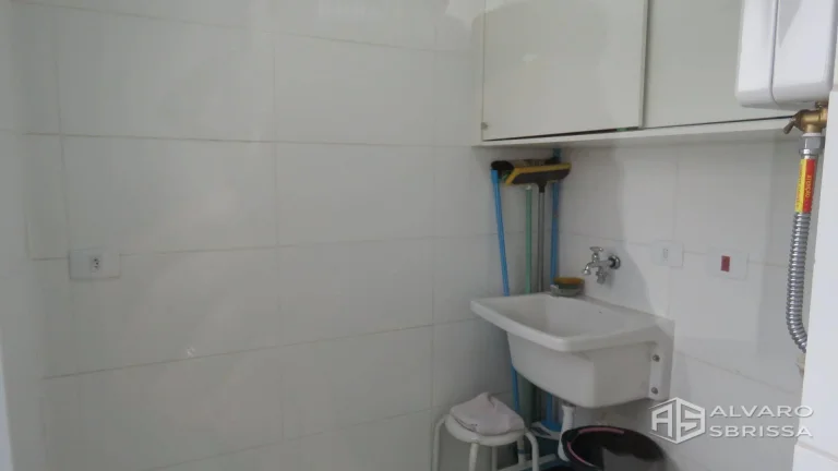 Imagem Apartamento novo com 3 dormitórios sendo uma suíte, com sacada, todos com ar condicionado, repleto de armários. 84m2 - vejas as fotos do condominio