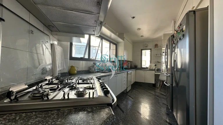 Imagem Excelente Cobertura Duplex à Venda em Moema - São Paulo - SP.