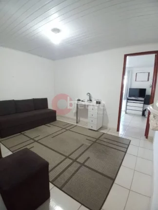 Imagem Prédio com Loja e Apartamento com 2 dormitórios à venda, 1 m² por R$ 1.300.000 - São Cristóvão - Cabo Frio/RJ