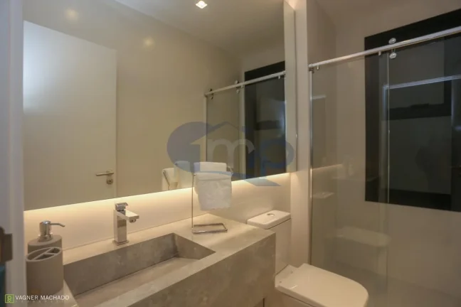 Imagem Apartamento á venda com 3 dormitórios no centro de Torres/RS
