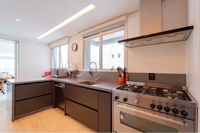 Imagem Apartamento à venda em São Paulo, Campo Belo, com 3 quartos, 220m2