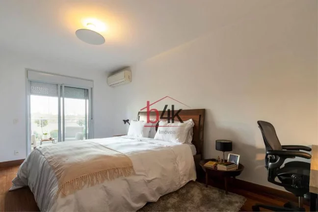 Imagem Apartamento à venda no Double Campo Belo com 350m²