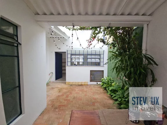 Imagem Casa de Vila reformada e muito ensolarada na Vila Olímpia