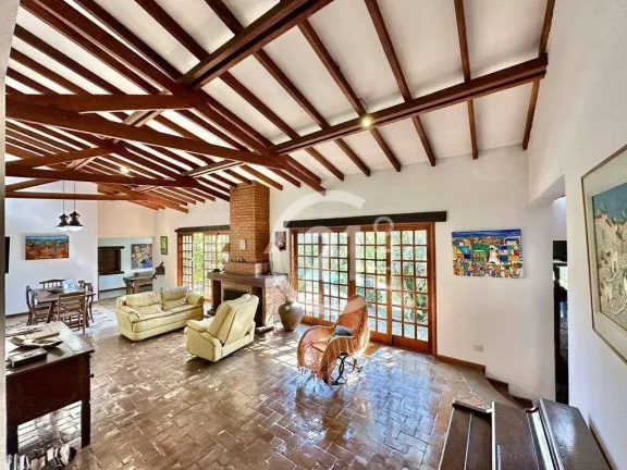 Imagem Casa com 5 dormitórios à venda, 368 m² por R$ 1.500.000,00 - Granja Viana - Carapicuíba/SP