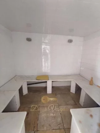 Imagem Sítio para Venda em Teresópolis / RJ no bairro Albuquerque