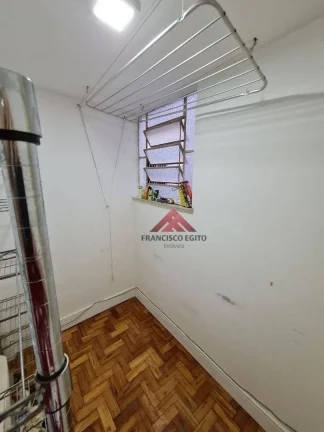Imagem Excelente Apartamento com sala dois quartos dependencias completa,sol da manhã,elétrica e hidraulica reformadas,quarto principal montado com armários,