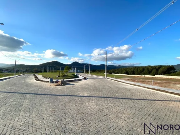 Imagem Condomínio de Terrenos ótima localização