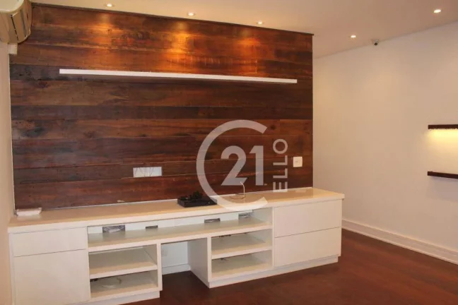 Imagem Apartamento com 3 quartos para alugar nos Jardins - SP