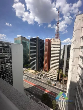 Imagem Apartamendo à venda com 3 dormitórios e 2 banheiros de frente para Avenida Paulista !!