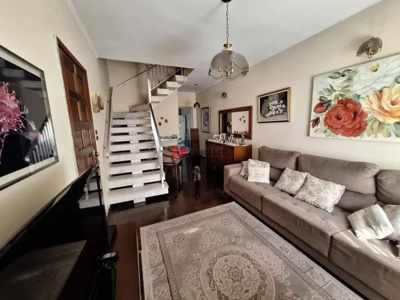 Imagem Sobrado à venda 3 Quartos, 1 Suite, 2 Vagas, Santa Maria, Santo André - SP