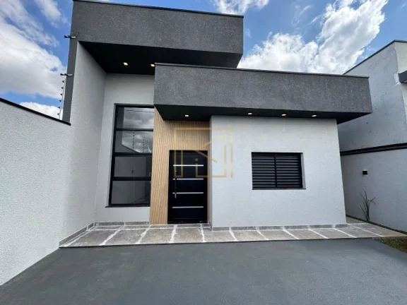 Casa no Jardim Vasconcelos, Hortolândia: 2 Dormitórios (1 Suíte) e 2 Vagas de Garagem!