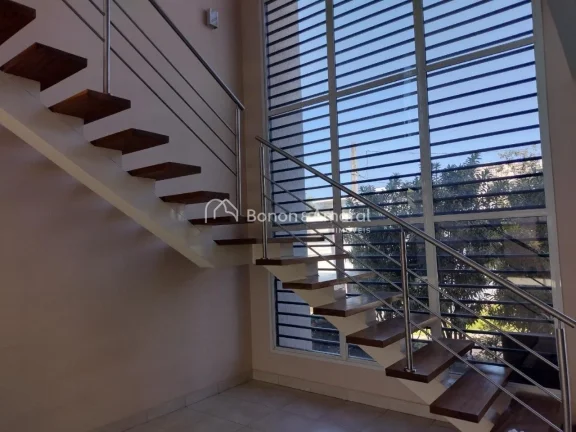 Imagem Se você procura uma casa moderna, confortável e segura em Valinhos/SP, esta é a oportunidade perf...