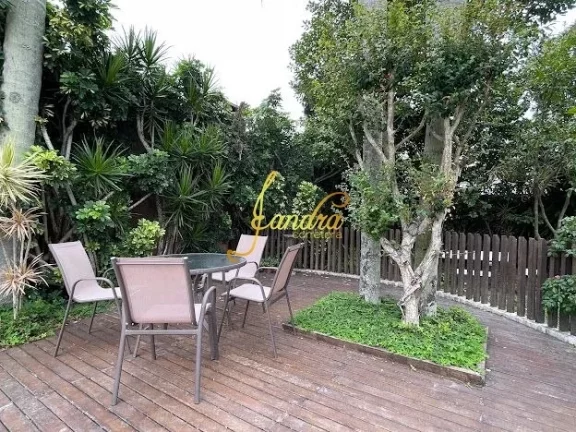 Imagem Casa no Centro de Xangri-la com 03 dormitórios com piscina