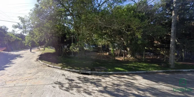 Imagem Terreno de 23 X 30 m para venda, no Lami, Porto Alegre/RS.