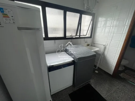 Imagem Apartamento a 150 metros da praia da Enseada com 3 dormitórios, suíte, 2 vagas, Guarujá-SP: 127m², 1 suíte, 2 salas, 2 banheiros e vaga de garagem