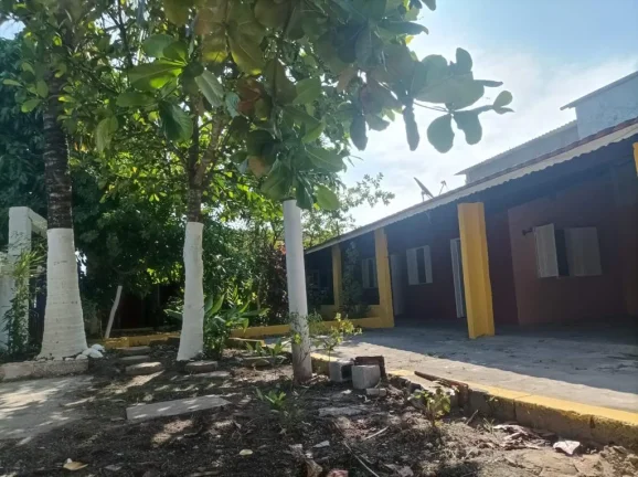 Imagem Casa para Venda em Itanhaém, Nossa Sra. do Sion, 4 dormitórios, 2 banheiros, 5 vagas
