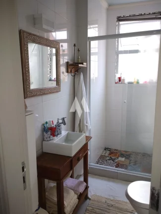 Imagem Apartamento à venda com 1 dormitório e varanda envidraçada no Boqueirão de Santos/SP