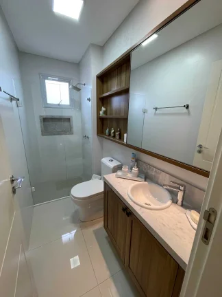 Imagem Apartamento mobiliado com 4 suítes e 3 vagas de garagem em Itapema