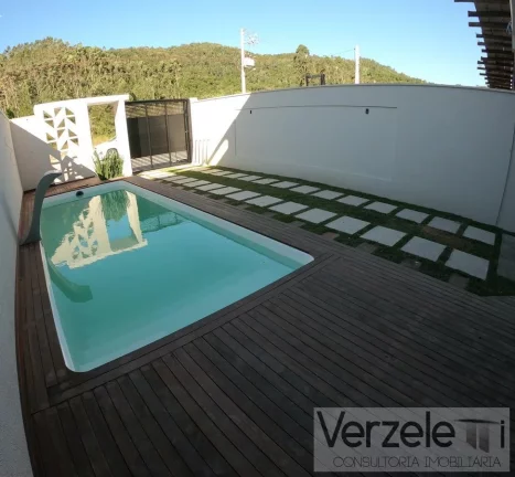 Imagem Casa / Sobrado para Venda em Camboriú / SC no bairro São Francisco de Assis