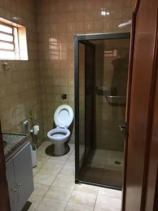 Imagem Casa Antiga com Terreno de 300 m² área 277 m² Construída Ótima Construtor
