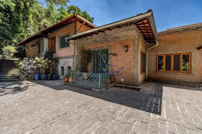Imagem Casa com 6 quartos (4 suítes) à venda, 821 m² - Palos Verdes - Granja Viana - Cotia/SP