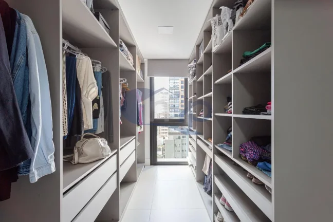 Imagem Apartamento á venda com 4 suítes na Praia Grande em Torres/RS