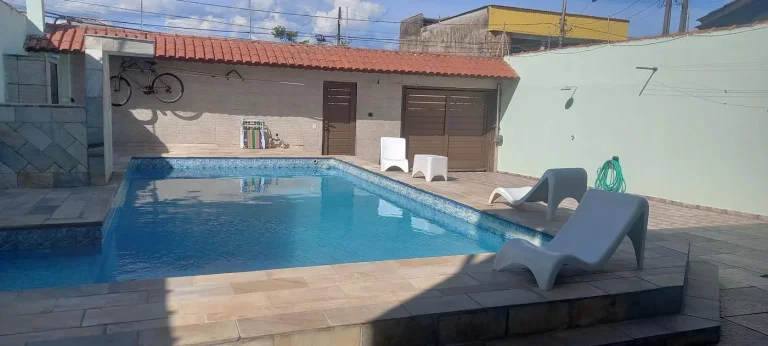 Imagem Casa para Venda em Itanhaém, Tupy, 5 dormitórios, 5 suítes, 1 banheiro, 3 vagas