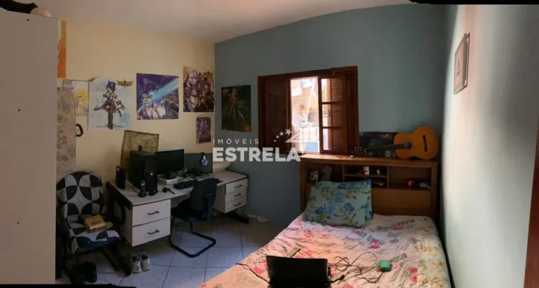 Imagem Excelente Casa de 02 Dorms à venda - Cotia/SP