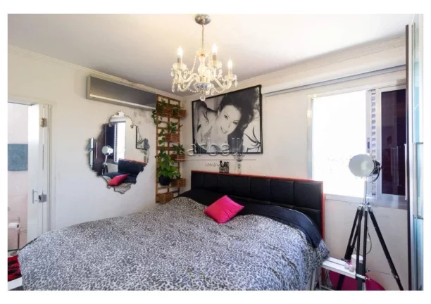 Imagem Lindíssima cobertura com 176 metros quadrados, parte inferior da cobertura conta com 3 dormitórios...