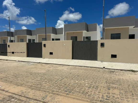Casa conjugada no Conde/PB com dois Quartos e suíte.