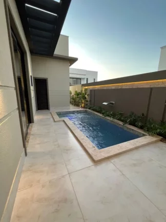 Imagem Casa em Condomínio para Venda em Cuiabá / MT no bairro Jardim Imperial