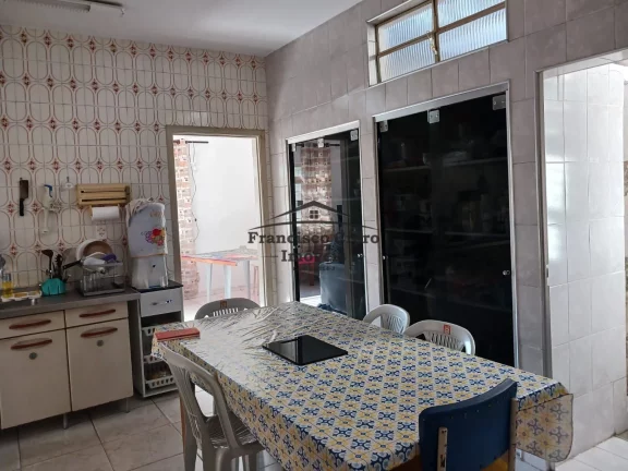 Imagem Casa à venda no bairro Vila Comendador Rodrigues Alves (Pedregulho) - Guaratinguetá/SP