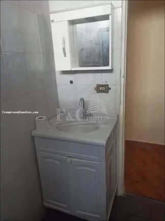Imagem Casa para Venda em Limeira, Jardim Gustavo Picinini, 3 dormitórios, 1 banheiro, 2 vagas
