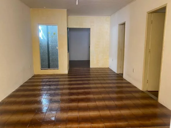 Imagem Casa no Bugio à venda! Excelente localização e 3 quartos - Confira!