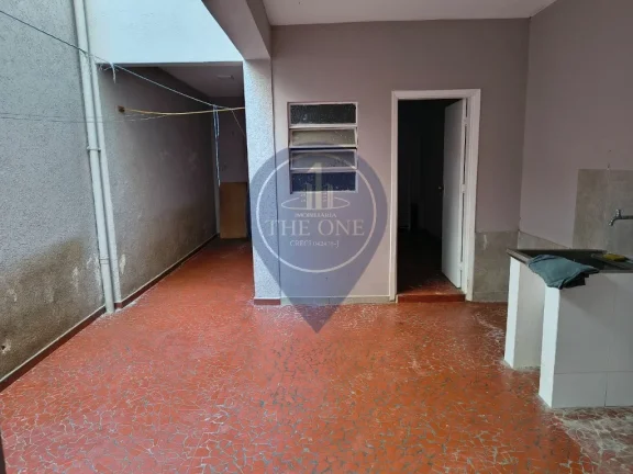 Imagem Imperdível oportunidade! Casa à venda em São Paulo-SP, Aclimação com 3 quartos, 1 suíte, 2 salas, 3 banheiros, 1 vaga, 138m².