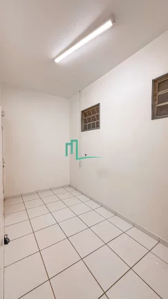 Imagem EXCELENTE PRÉDIO COMERCIAL DE ESQUINA EM LOCALIZAÇÃO PRIVILEGIADA NO PARQUE LEPORACE NA AVENIDA TEOTÔNIO VILÉLA 01 QUADRA DA AV. ABRAHÃO BRICKMANN