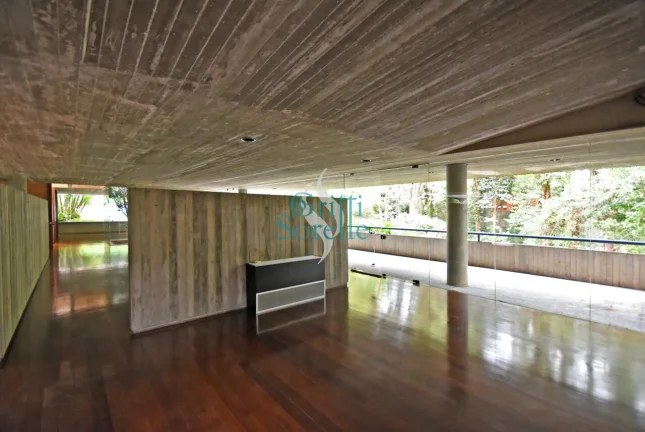 Imagem Casa/Terreno à Venda em Cidade Jardim - São Paulo/SP.