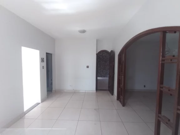 Imagem Casa à Venda ou Aluguel em Santa Branca BH: 7 Quartos, 3 Suítes