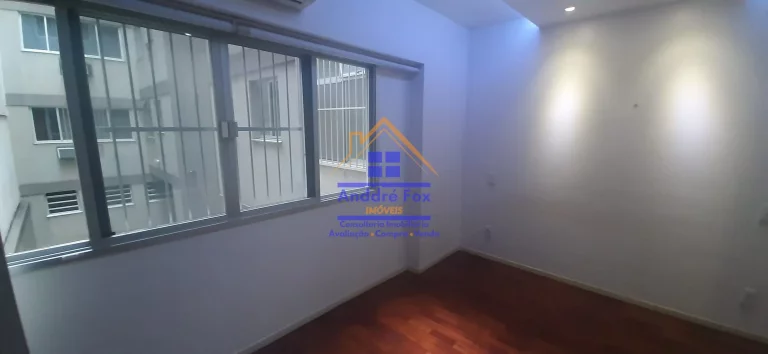 Imagem Apartamento com 3 quartos, copa cozinha, 1 suíte, dependências completas, 2 vagas à venda, 110 m² por R$ 530.000 - Grajaú - Rio de Janeiro/RJ.