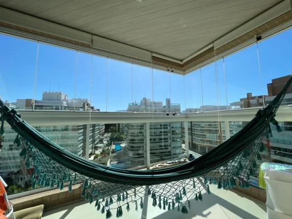 Imagem Imperdível: Apartamento à venda em Riviera de São Lourenço ? Módulo 7! 3 dorms, 1 suíte, 2 salas, 2 vagas. Varanda gourmet e vista para o mar!